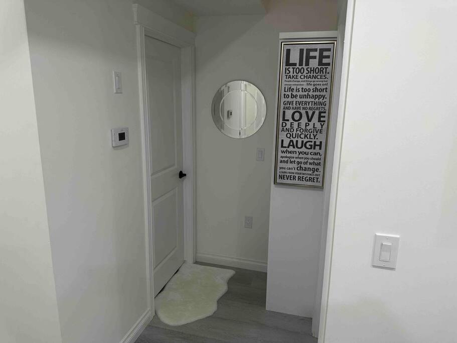 Award Winning Boho Paradise Sunlit Modern Suite YYC Kültér fotó