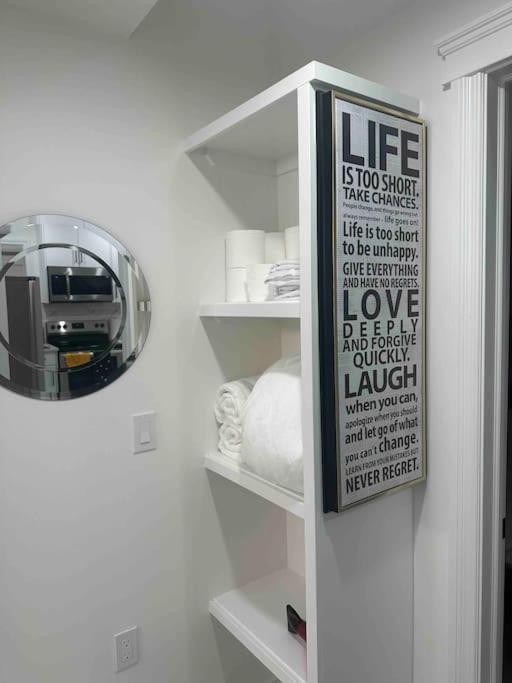 Award Winning Boho Paradise Sunlit Modern Suite YYC Kültér fotó